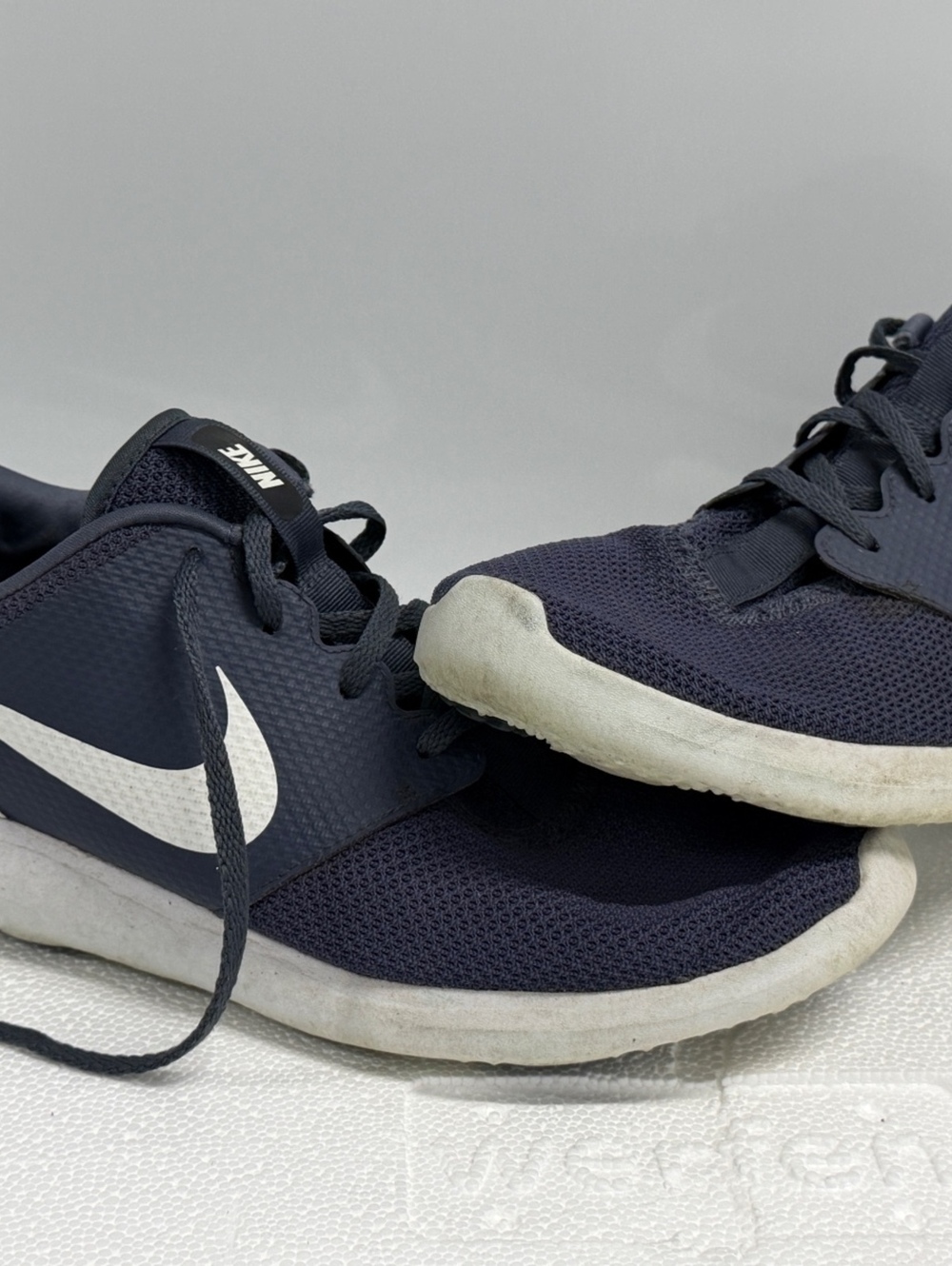 Nike Roshe Run Men's Athletic Shoes Navy Blue Size 11
